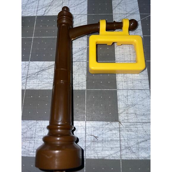 Lamp Post Brown Replacement Mother Daniel Tiger's Neighborhood Deluxe Trolley - Picture 2 of 5